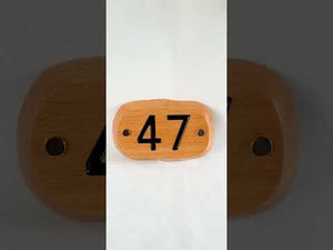 AH8V Oak House Number - Unique House Numbers